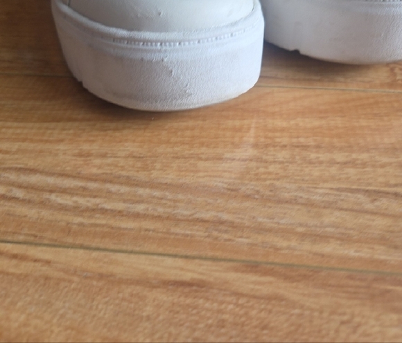 Timberland Women's White Leather Sneakers - Picture 3 of 11